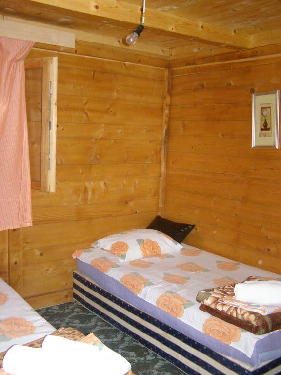 Guesthouse Kuzmanovic Guča Екстериор снимка