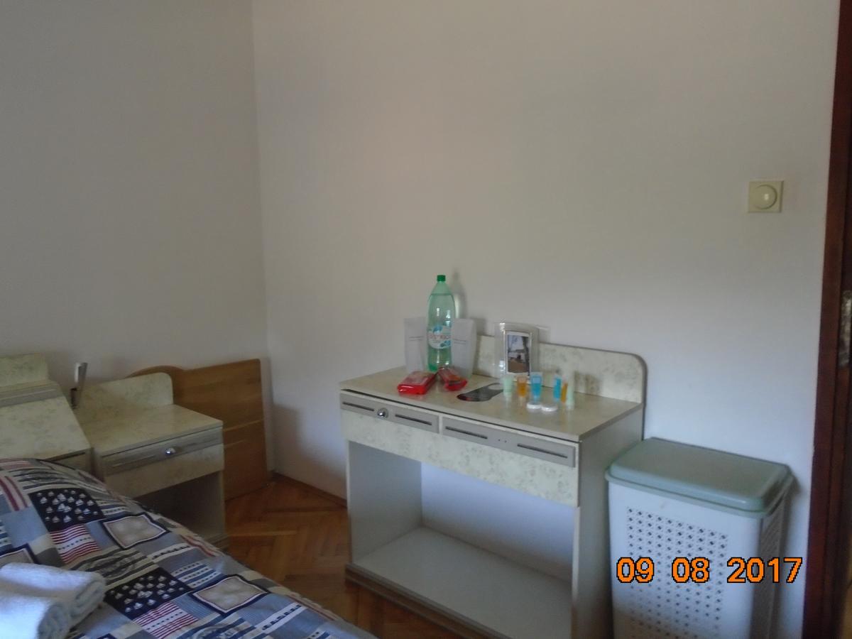Guesthouse Kuzmanovic Guča Екстериор снимка