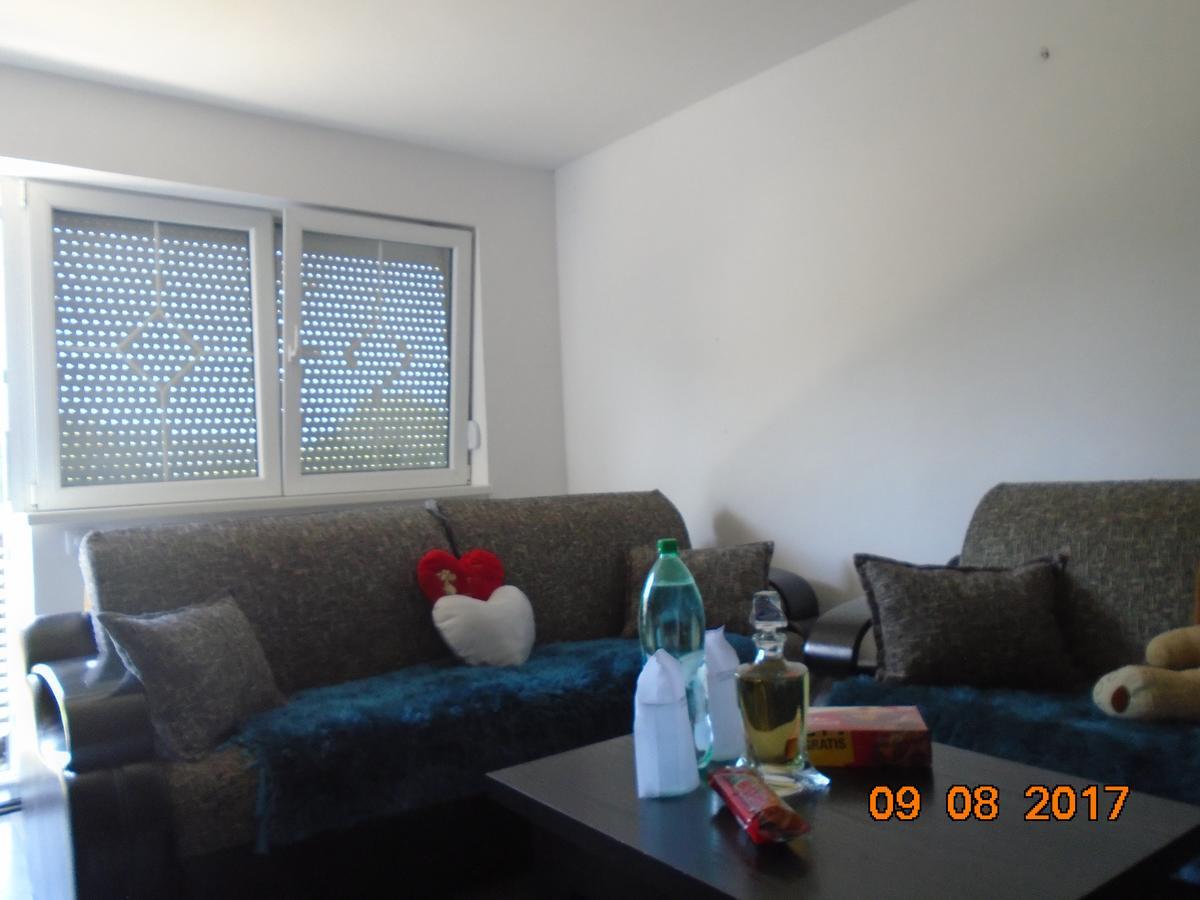 Guesthouse Kuzmanovic Guča Екстериор снимка