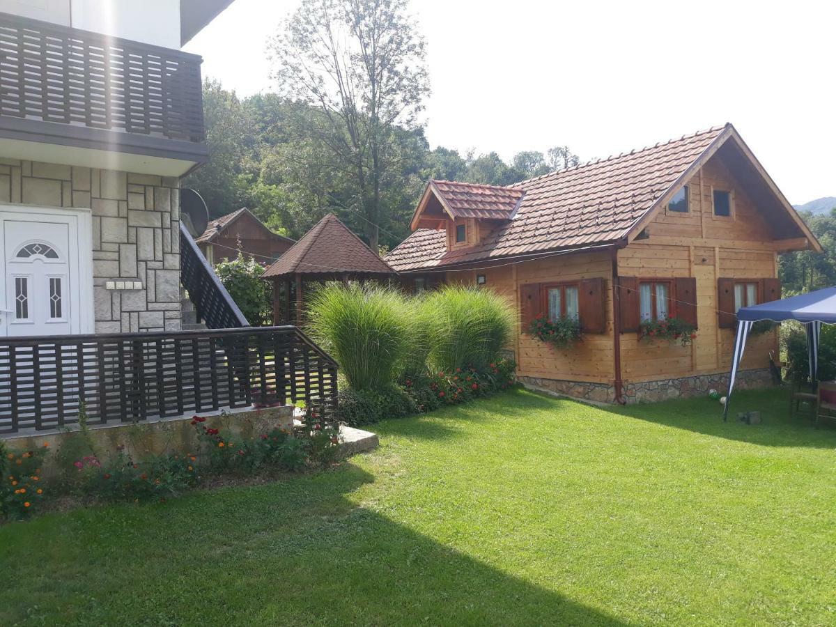 Guesthouse Kuzmanovic Guča Екстериор снимка